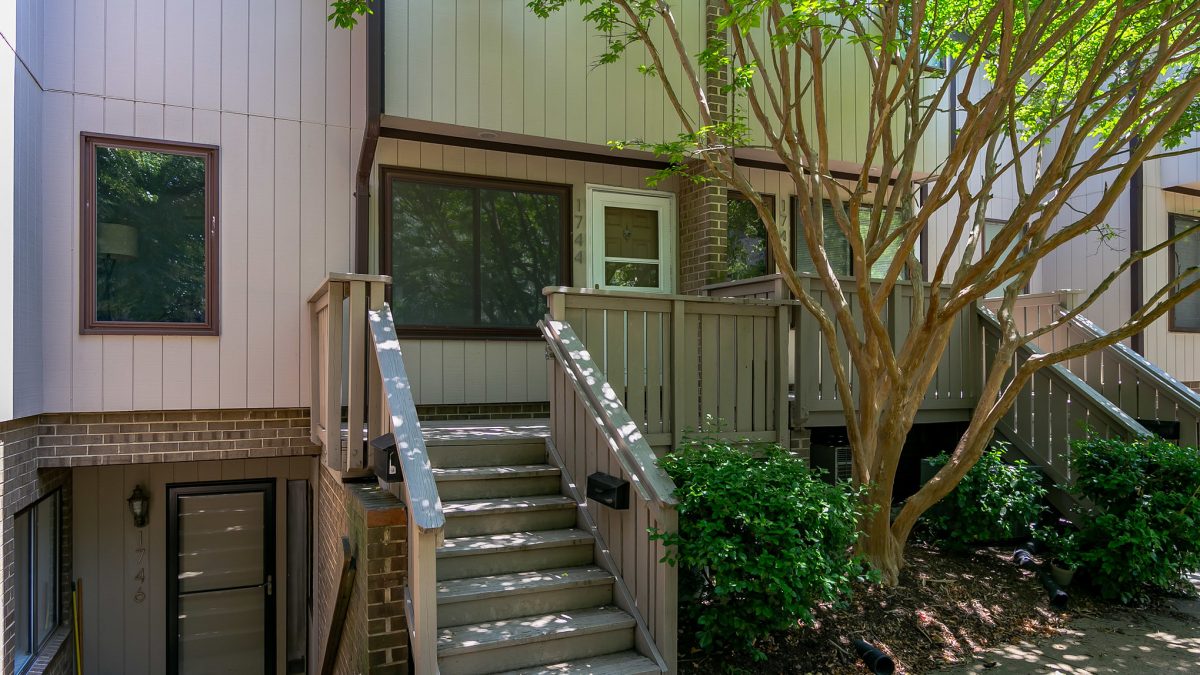 Just Listed - 1744 Westwind Way, McLean, VA 22102